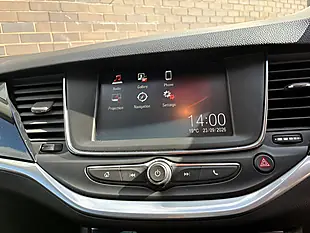 Used 2019 Vauxhall Astra Griffin Silver - Interior and Exterior details 20