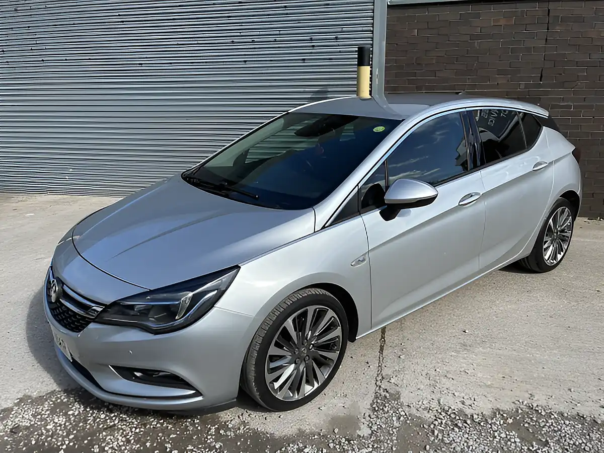 Used 2019 Vauxhall Astra Griffin Silver - Interior and Exterior details 5