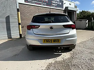 Used 2019 Vauxhall Astra Griffin Silver - Interior and Exterior details 9