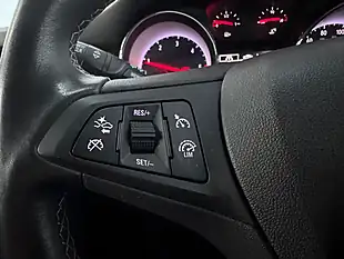Used 2019 Vauxhall Astra Sri Black - Interior and Exterior details 17