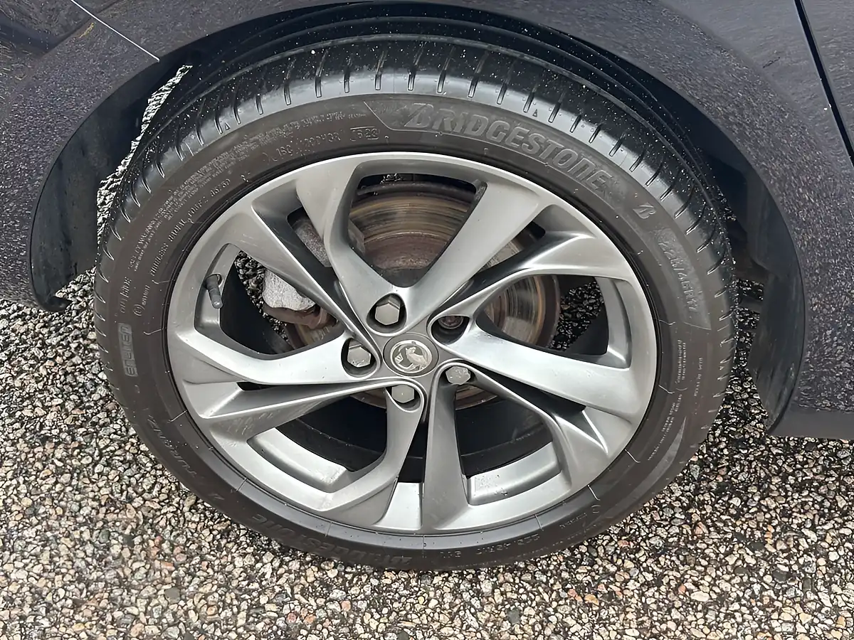 Used 2019 Vauxhall Astra Sri Blue - Interior and Exterior details 14