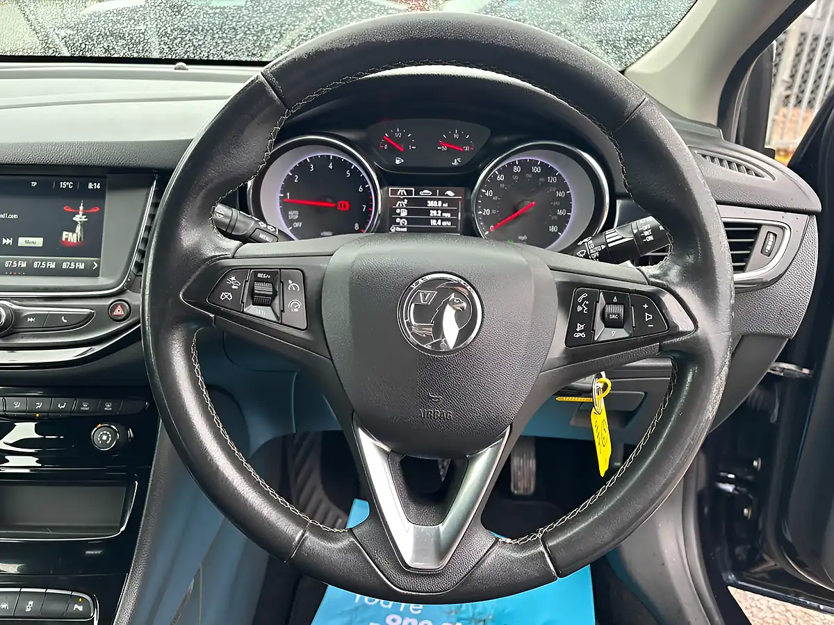 Used 2019 Vauxhall Astra Sri Blue - Interior and Exterior details 15
