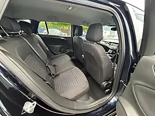Used 2019 Vauxhall Astra Sri Blue - Interior and Exterior details 17