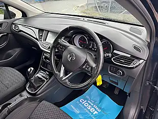 Used 2019 Vauxhall Astra Sri Blue - Interior and Exterior details 2