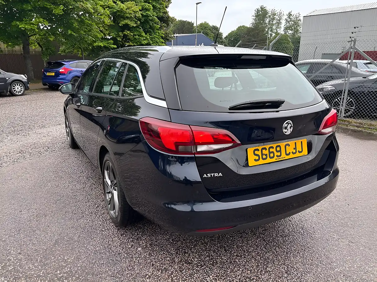 Used 2019 Vauxhall Astra Sri Blue - Interior and Exterior details 4
