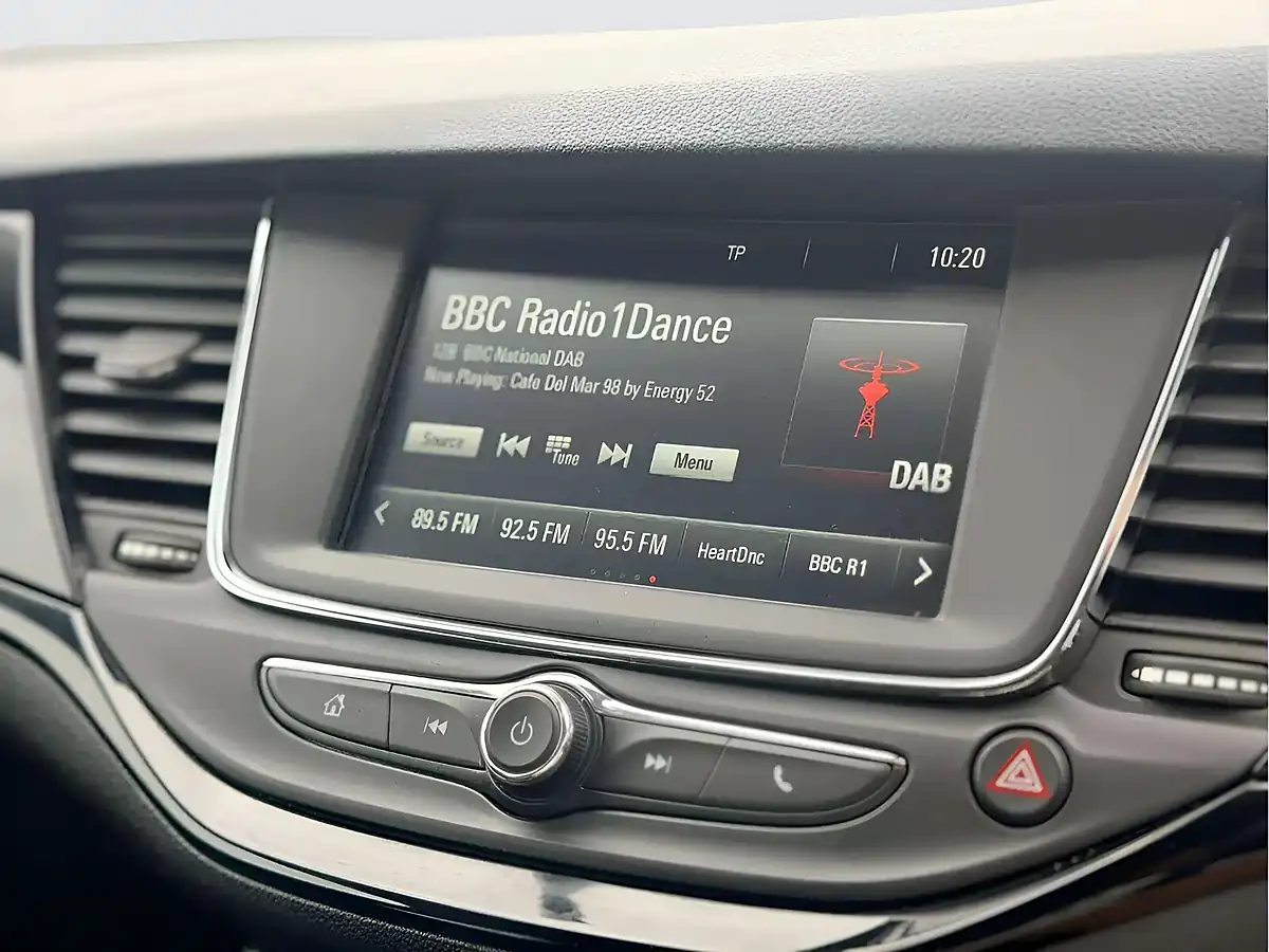 Used 2019 Vauxhall Astra Sri Grey - Interior and Exterior details 16