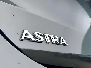 Used 2019 Vauxhall Astra Sri Grey - Interior and Exterior details 19