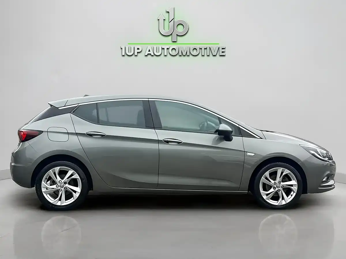 Used 2019 Vauxhall Astra Sri Grey - Interior and Exterior details 7
