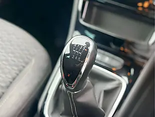 Used 2019 Vauxhall Astra Sri Grey - Interior and Exterior details 9
