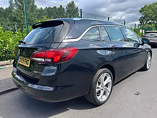 Used 2019 Vauxhall Astra Sri Nav Black - Interior and Exterior details 3