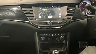 Used 2019 Vauxhall Astra Sri Nav Grey - Interior and Exterior details 8
