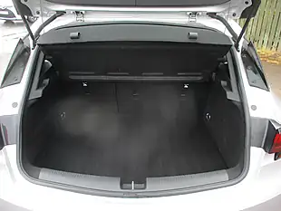 Used 2019 Vauxhall Astra Sri Silver - Interior and Exterior details 15