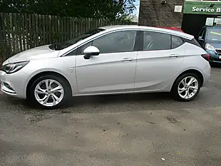 Used 2019 Vauxhall Astra Sri Silver - Interior and Exterior details 8