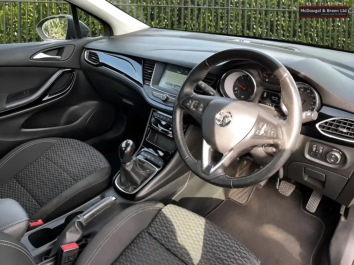 Used 2019 Vauxhall Astra Sri Sports Tourer Grey - Interior and Exterior details 13