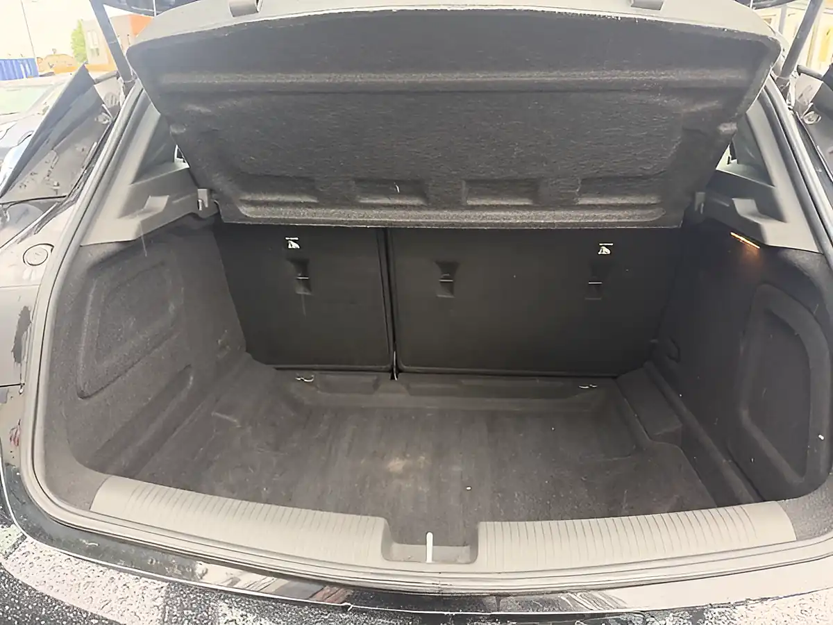 Used 2019 Vauxhall Astra Sri Vx Line Nav Black - Interior and Exterior details 12
