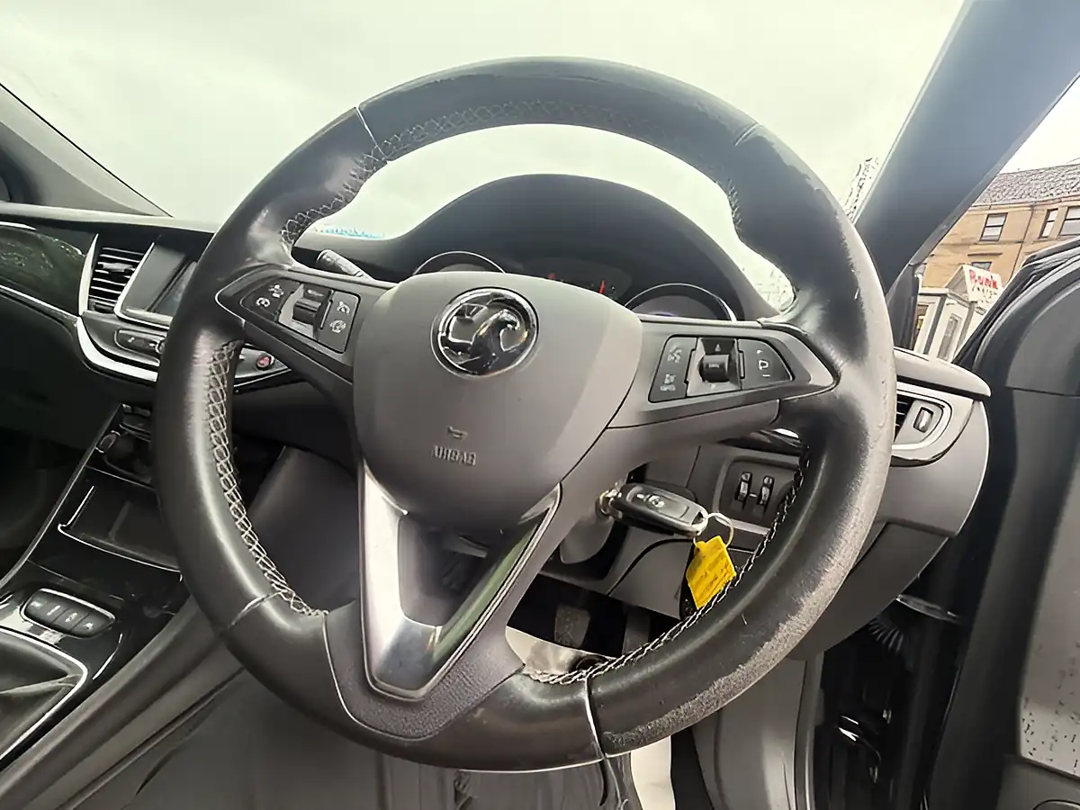 Used 2019 Vauxhall Astra Sri Vx Line Nav Black - Interior and Exterior details 20