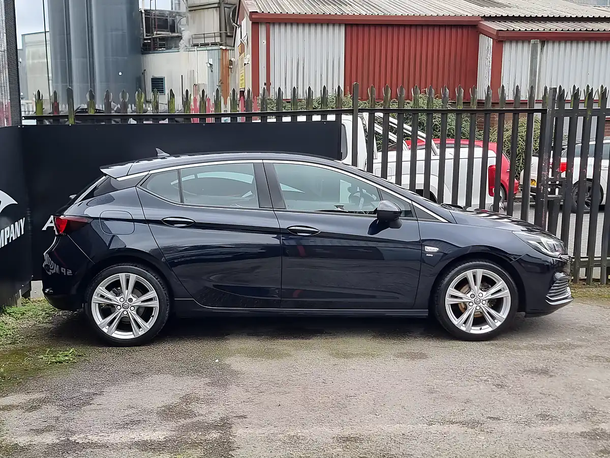 Used 2019 Vauxhall Astra Sri Vx Line Nav Blue - Interior and Exterior details 5