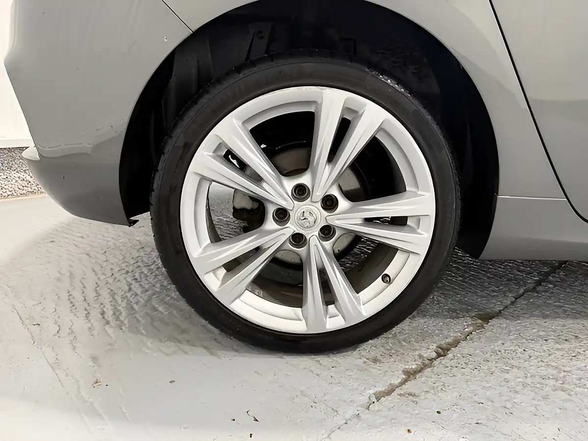 Used 2019 Vauxhall Astra Sri Vx Line Nav Cosmic Grey - Interior and Exterior details 4