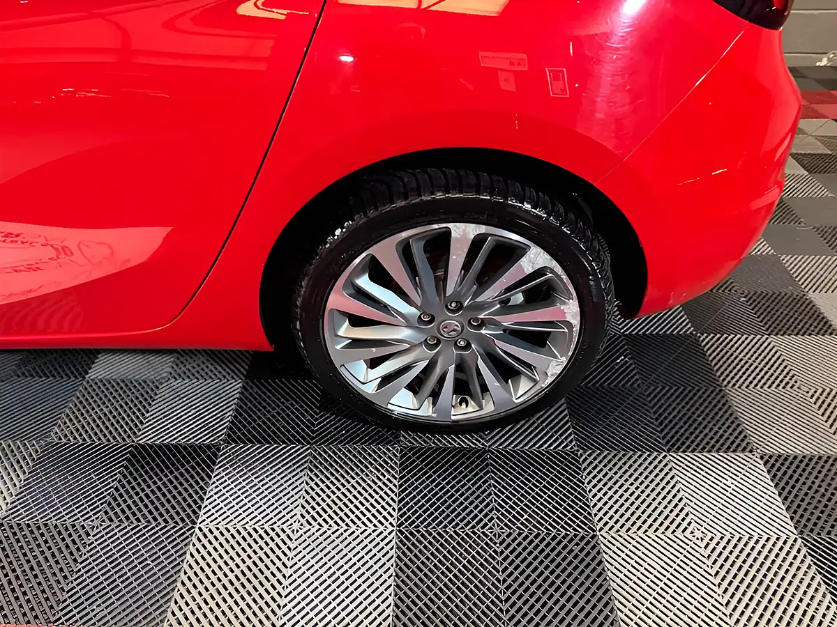 Used 2019 Vauxhall Astra Sri Vx Line Nav Red - Interior and Exterior details 15