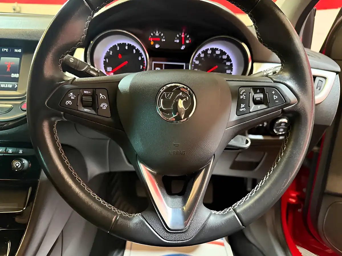 Used 2019 Vauxhall Astra Sri Vx Line Nav Red - Interior and Exterior details 17