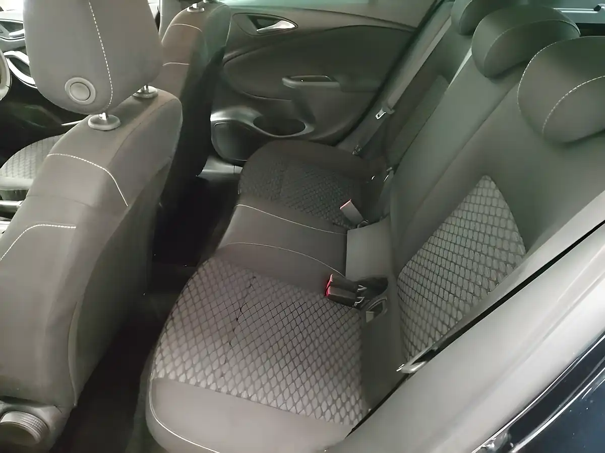 Used 2019 Vauxhall Astra Tech Line Nav Blue - Interior and Exterior details 13