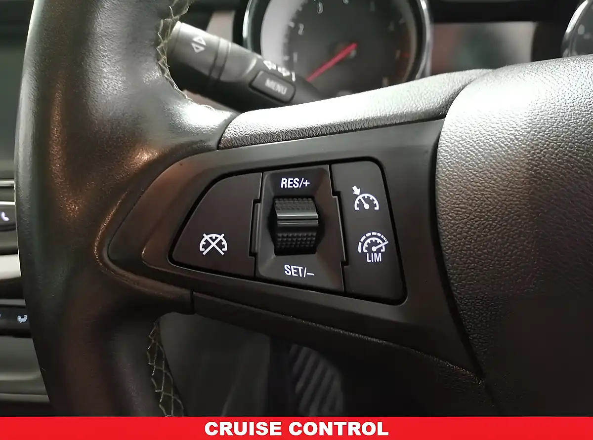 Used 2019 Vauxhall Astra Tech Line Nav Blue - Interior and Exterior details 8