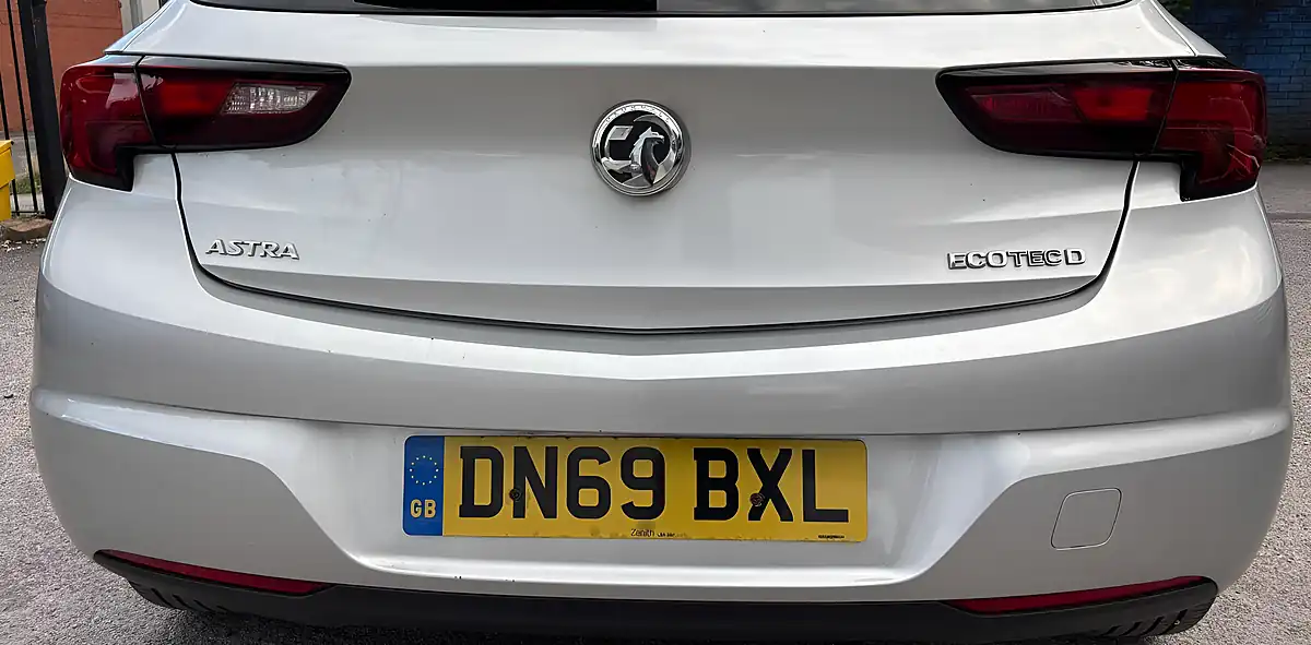 Used 2019 Vauxhall Astra Tech Line Nav Silver - Interior and Exterior details 19