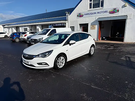 2019 Vauxhall Astra Tech Line 1.4i Turbo