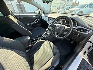 Used 2019 Vauxhall Astra Tech Line White - Interior and Exterior details 9