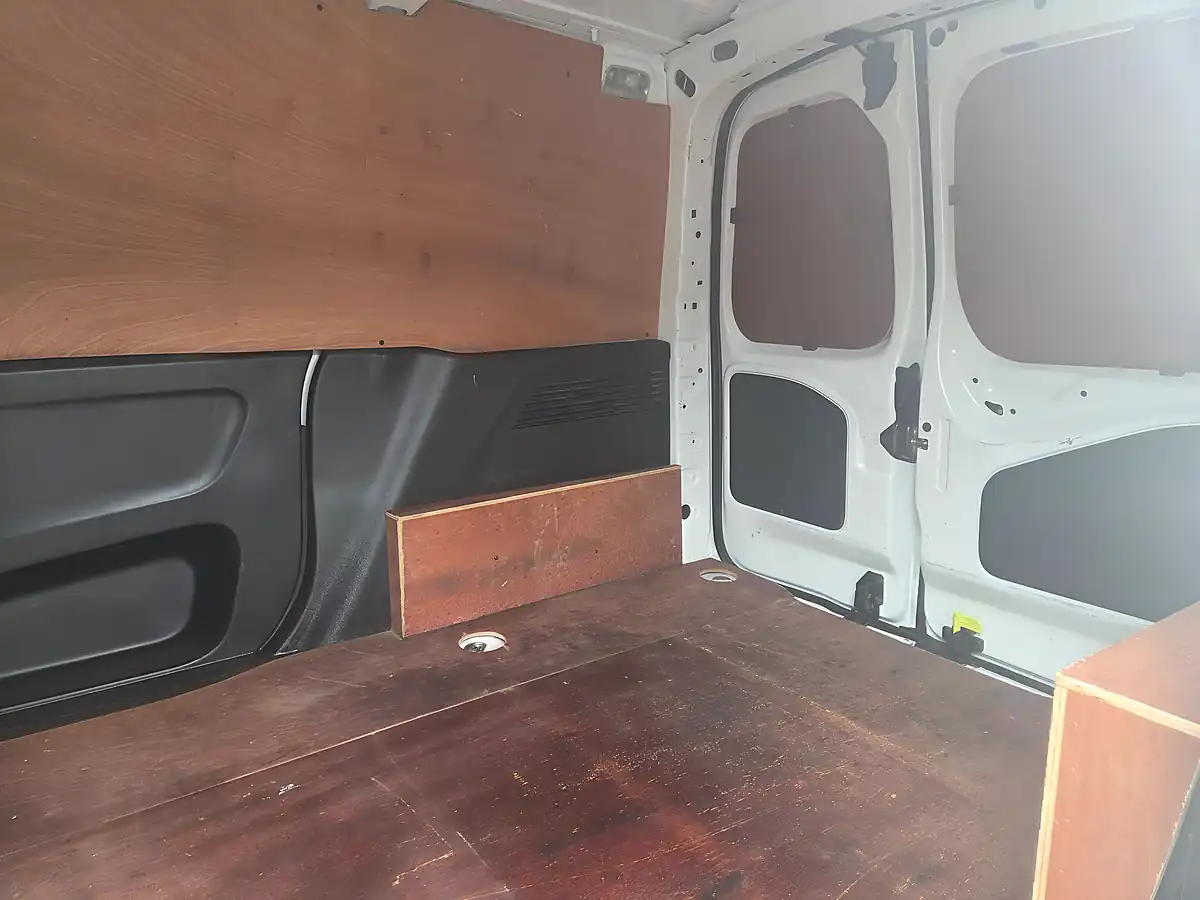Used 2019 Vauxhall Combo 2000 Edition L1 H1 White - Interior and Exterior details 11