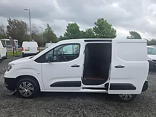 Used 2019 Vauxhall Combo 2000 Edition L1 H1 White - Interior and Exterior details 9