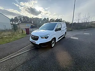 Used 2019 Vauxhall Combo 2000 Edition White - Interior and Exterior details 3