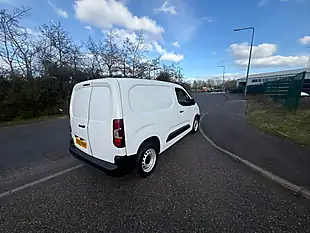 Used 2019 Vauxhall Combo 2000 Edition White - Interior and Exterior details 6