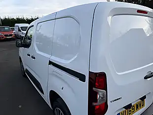 Used 2019 Vauxhall Combo 2000 Edition White - Interior and Exterior details 17