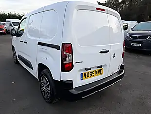 Used 2019 Vauxhall Combo 2000 Edition White - Interior and Exterior details 19