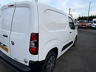 Used 2019 Vauxhall Combo 2000 Edition White - Interior and Exterior details 2