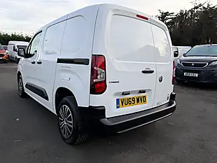 Used 2019 Vauxhall Combo 2000 Edition White - Interior and Exterior details 20