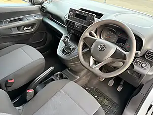 Used 2019 Vauxhall Combo 2000 Edition White - Interior and Exterior details 4