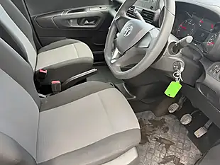 Used 2019 Vauxhall Combo 2000 Edition White - Interior and Exterior details 14