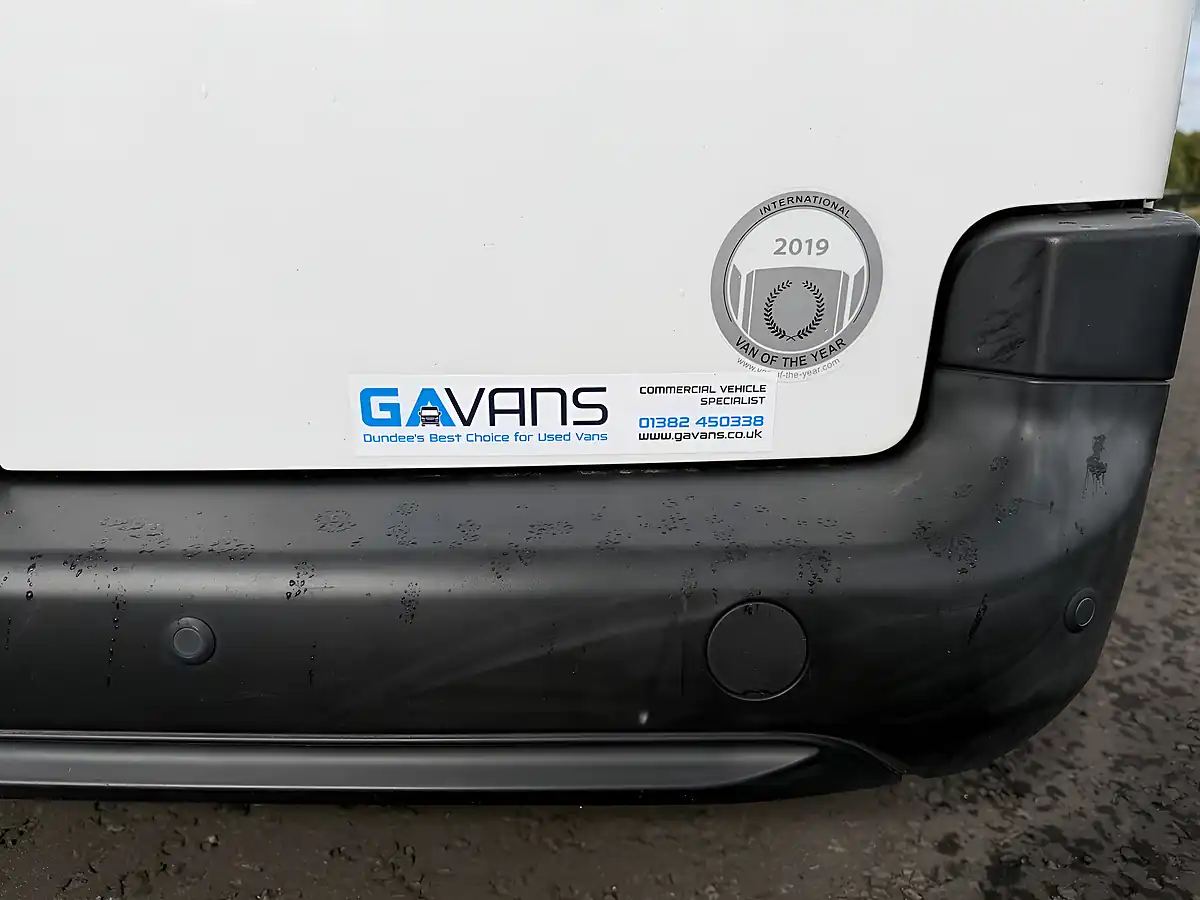Used 2019 Vauxhall Combo 2000 Edition White - Interior and Exterior details 12