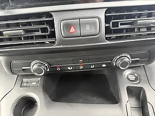 Used 2019 Vauxhall Combo 2000 Edition White - Interior and Exterior details 16
