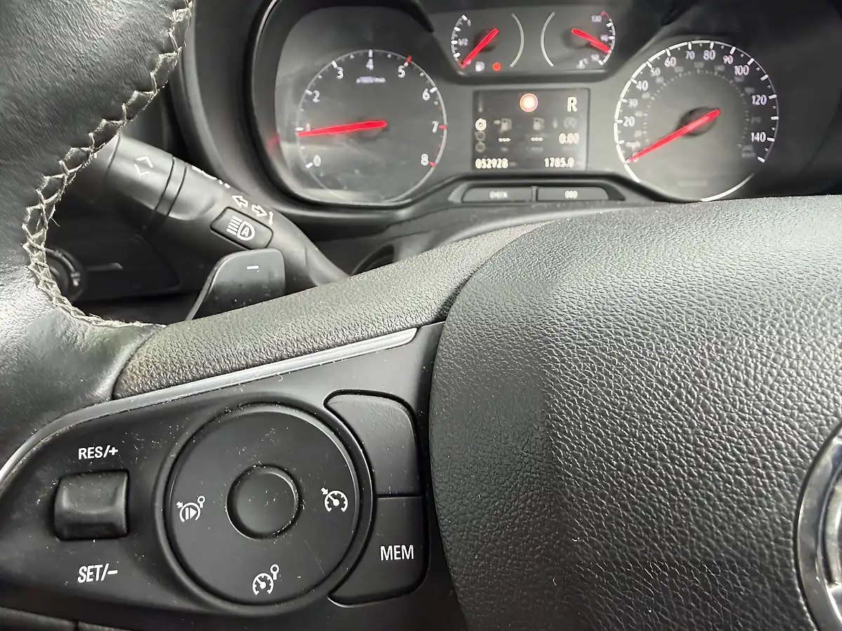 Used 2019 Vauxhall Combo 2000 Edition White - Interior and Exterior details 18