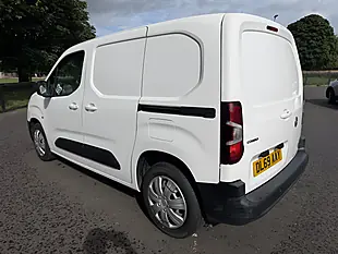 Used 2019 Vauxhall Combo 2000 Edition White - Interior and Exterior details 6