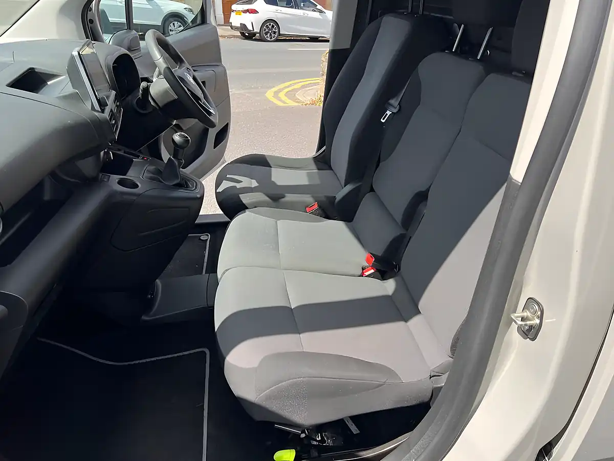 Used 2019 Vauxhall Combo 2300 Edition L1 H1 Cool Grey - Interior and Exterior details 10