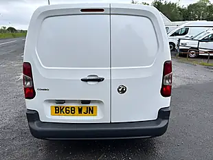Used 2019 Vauxhall Combo 2300 Edition White - Interior and Exterior details 10