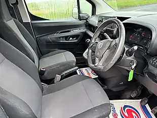 Used 2019 Vauxhall Combo 2300 Edition White - Interior and Exterior details 16