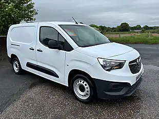 Used 2019 Vauxhall Combo 2300 Edition White - Interior and Exterior details 7