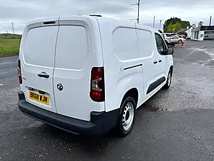 Used 2019 Vauxhall Combo 2300 Edition White - Interior and Exterior details 9