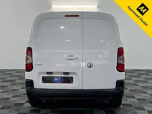 Used 2019 Vauxhall Combo 2300 Edition White - Interior and Exterior details 4
