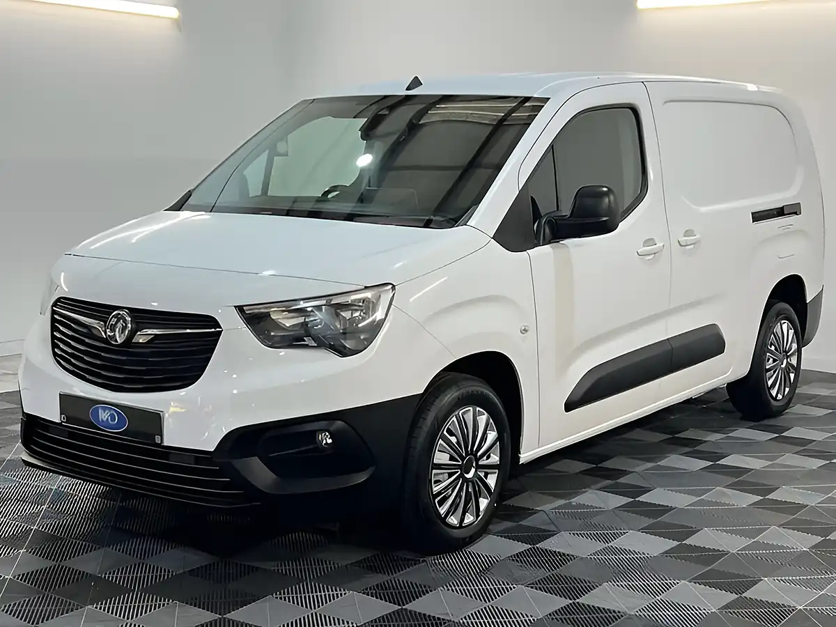 Used 2019 Vauxhall Combo 2300 Edition White - Interior and Exterior details 6